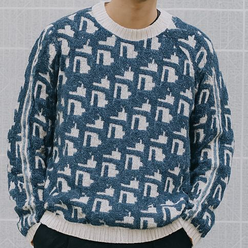 Exclusive Premium Brand Logo Oblique Sweater