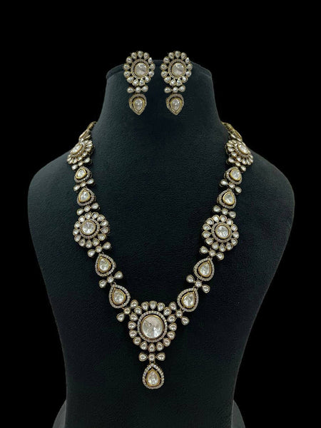 Grand Kundan Polki Necklace with Circular Floral Motifs & Matching Earrings