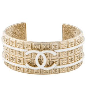 Premium New Edition  CC Logo Cuff Bracelet