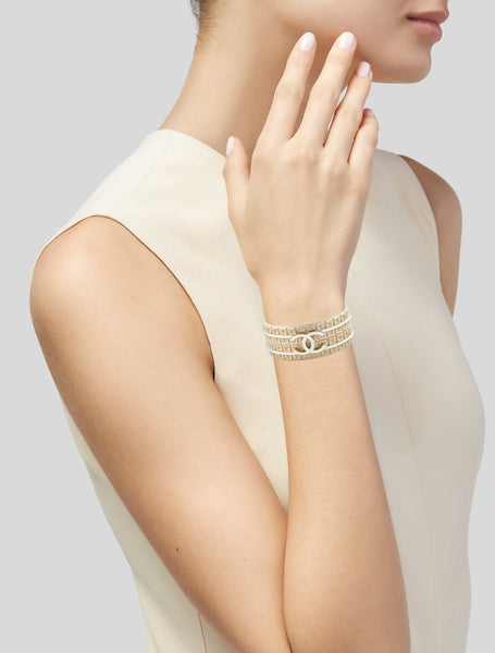Premium New Edition  CC Logo Cuff Bracelet