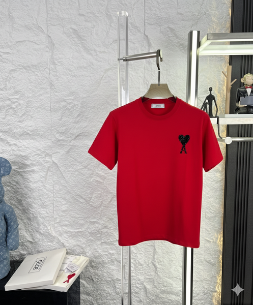 Men’s Premium Crew Neck T-Shirt With Stylish Heart Logo