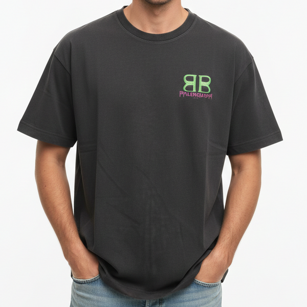 Luxury Oversized Logo T-Shirt  Modern Streetwear Essential