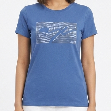 Graphic Logo Tee for Women Casual & Trendy Everyday Style