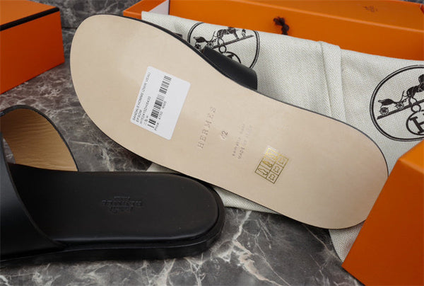 Imported & Stylish H Cut Style   Black Leather Slipper