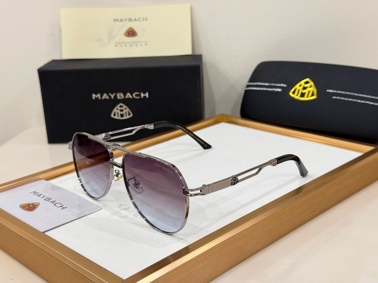 Imported   Aviator  Frame Sunglass