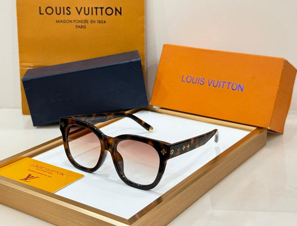 Premium Sunglasses  Gradient Lens & Iconic Monogram Logo