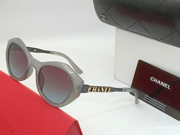 Imported  Gradient Lens Sunglasses with Gold Logo Temples