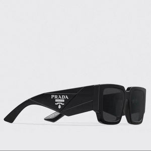 Men's Black Oversized Sunglasses Premium Designer Eyewear with Bold Frame