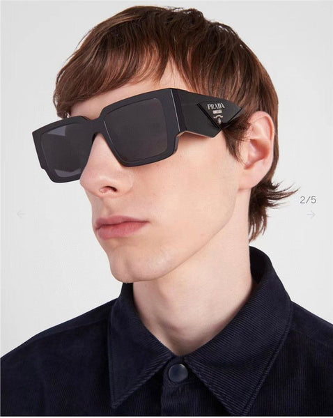 Men's Black Oversized Sunglasses Premium Designer Eyewear with Bold Frame