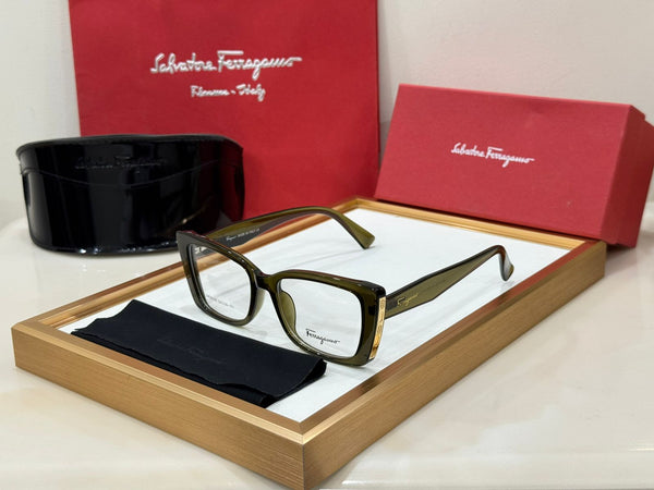 Women’s Signature Cat Eye  Shape Eyeglasses Luxury Optical Frame