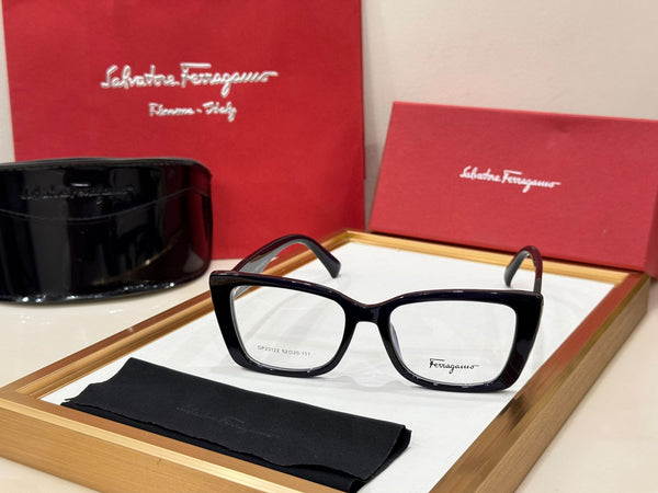Women’s Signature Cat Eye  Shape Eyeglasses Luxury Optical Frame