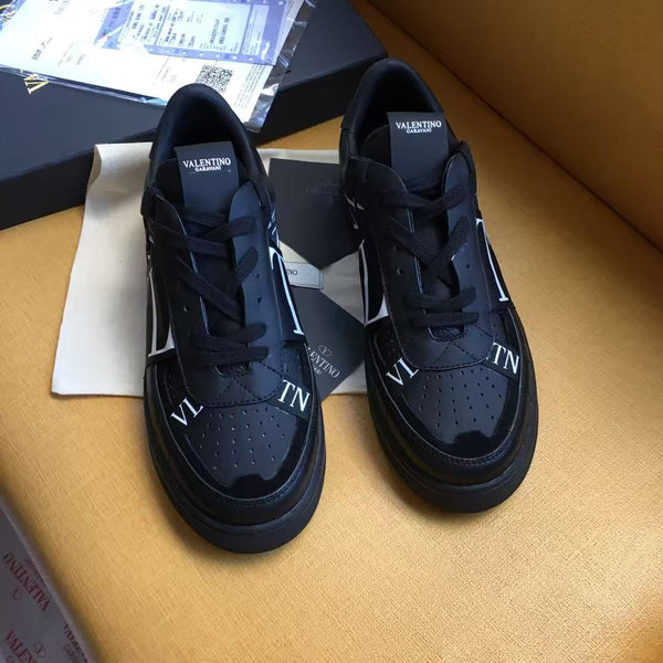Men Premium All-Black Low-Top Street Sneakers – Bold Monogram Design