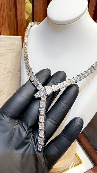 Luxury Sparkling Snake-Inspired Diamond Necklace