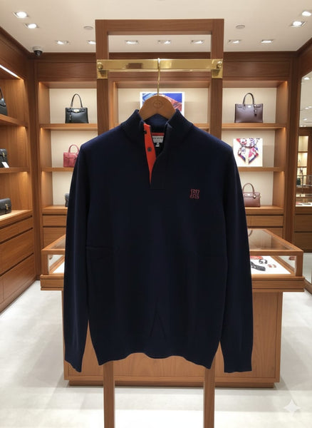 Classic Black  Luxury Knit Pullover with Contrast Collar Detailing