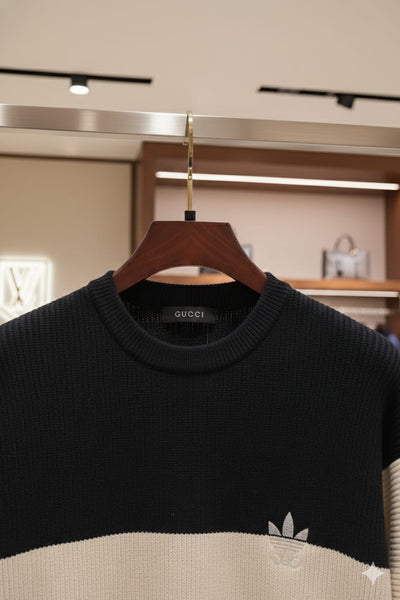 Premium Black & Cream Colorblock Knit Sweater