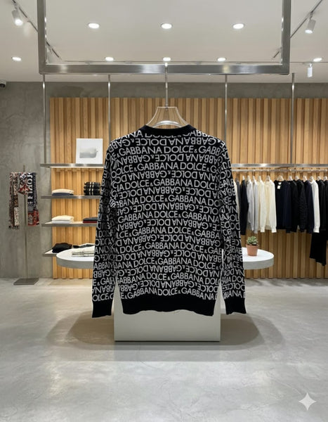 All-Over Text Print Knit Sweater – Bold & Trendy Look