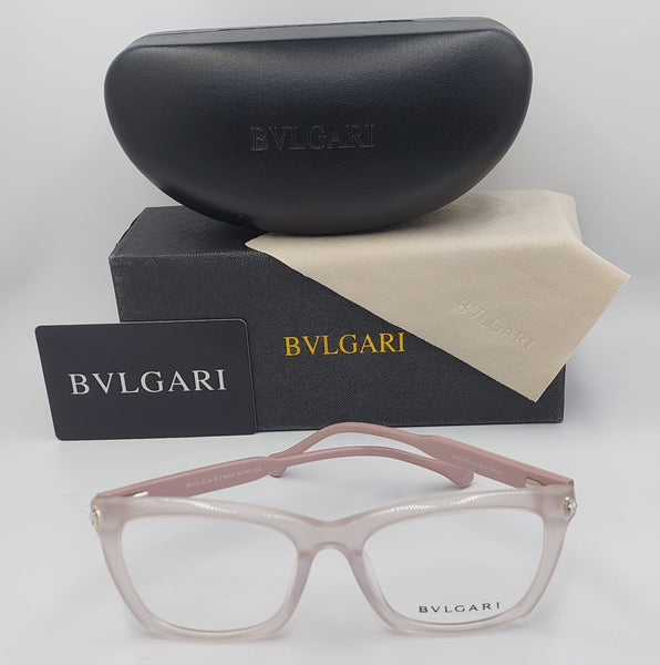 Luxury Eyeglass Frame Elegant Design with Gold Detailing