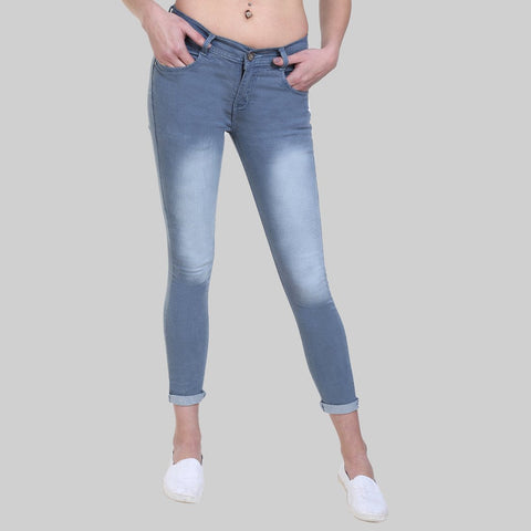 Women's Slim Fit Mid-Rise Light Fade Clean Look Streachable Jeans