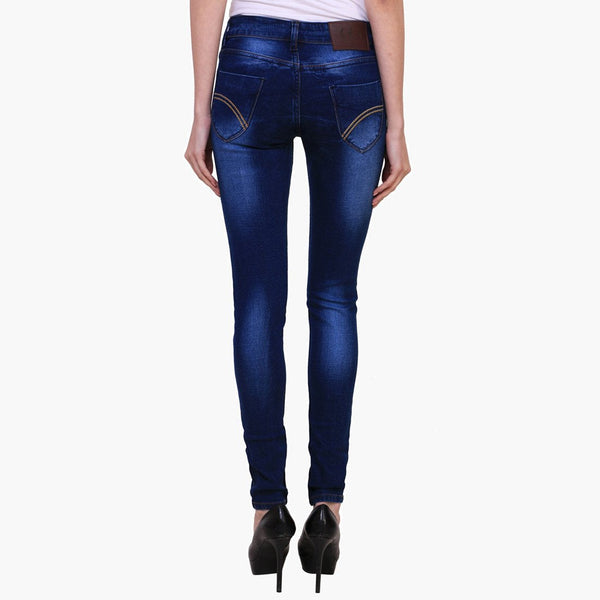 Women's Skinny Fit Mid-Rise Light Fade Clean Look Streachable Jeans