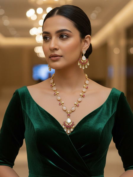 Golden Plated Semi-Precious Stone Necklace Set with Kundan Touch