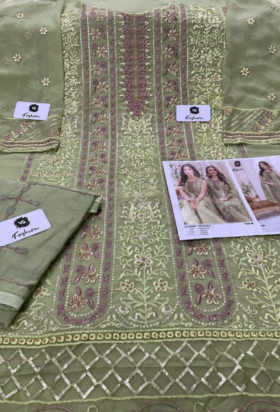 {Semi Stitched} Beautiful Pakistani Georgette suit.