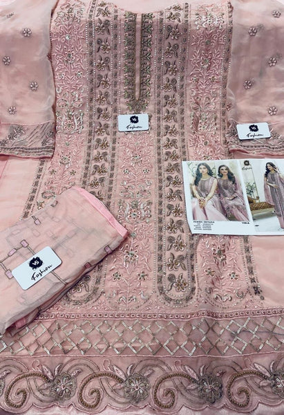 {Semi Stitched} Beautiful Pakistani Georgette suit.