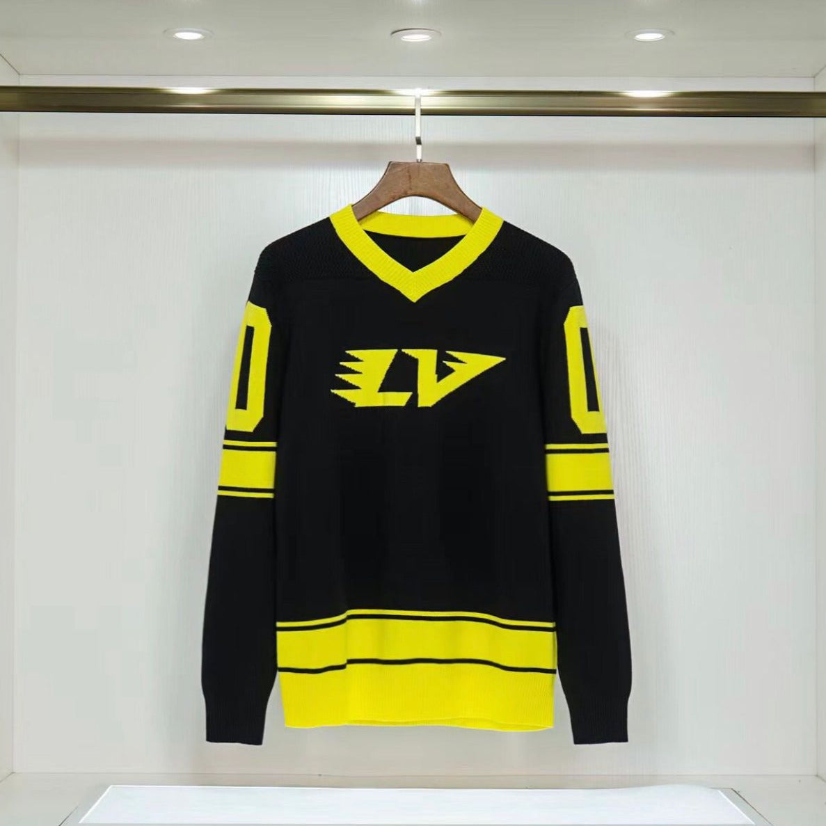 Elegant & Casual Intarsia Football Pullover For Men