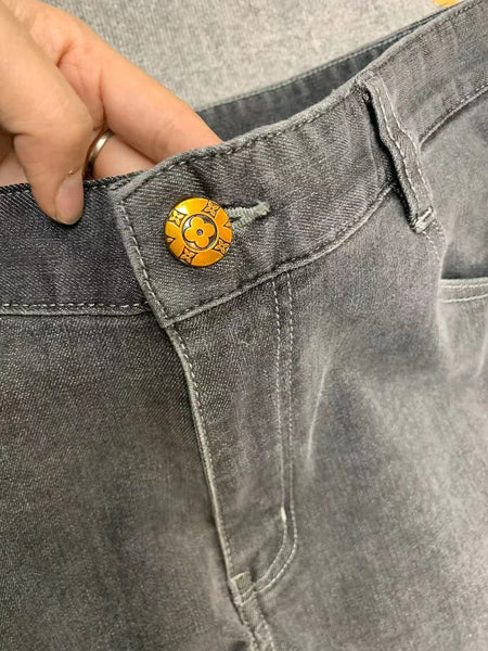 Trendy Super Comfortable Grey Jean For Men