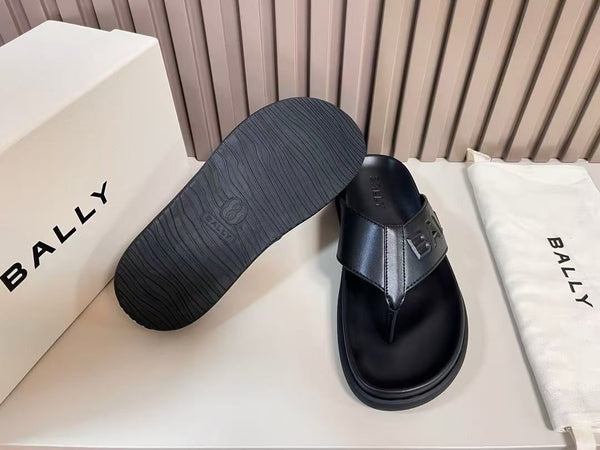 Luxury Thong Sandal For men With Embossed Logo