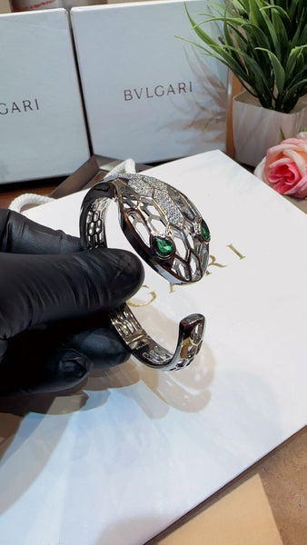 Premium Serpenti Viper Hand Bracelet