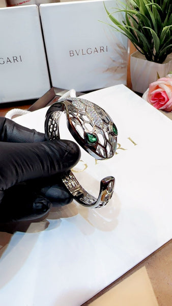 Premium Serpenti Viper Hand Bracelet