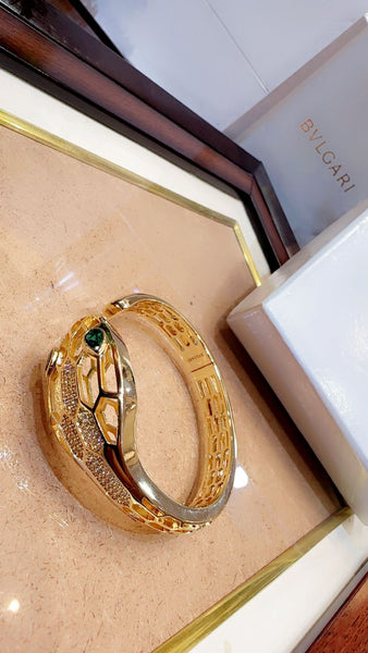 Premium Golden Serpenti Viper Hand Bracelet