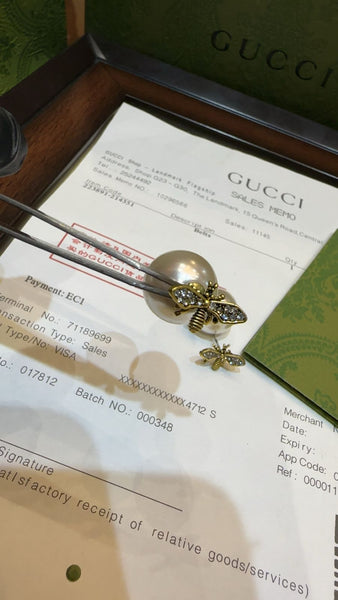 Branded Honey Bee pearl Beautiful Earrings