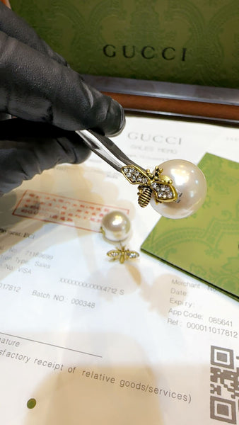 Branded Honey Bee pearl Beautiful Earrings