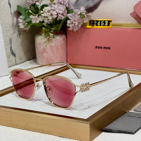 Elegant and Luxury Designer Sunglass For Women