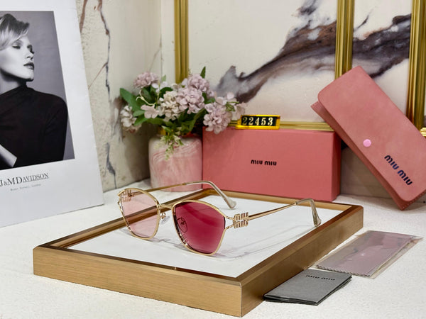 Elegant and Luxury Designer Sunglass For Women