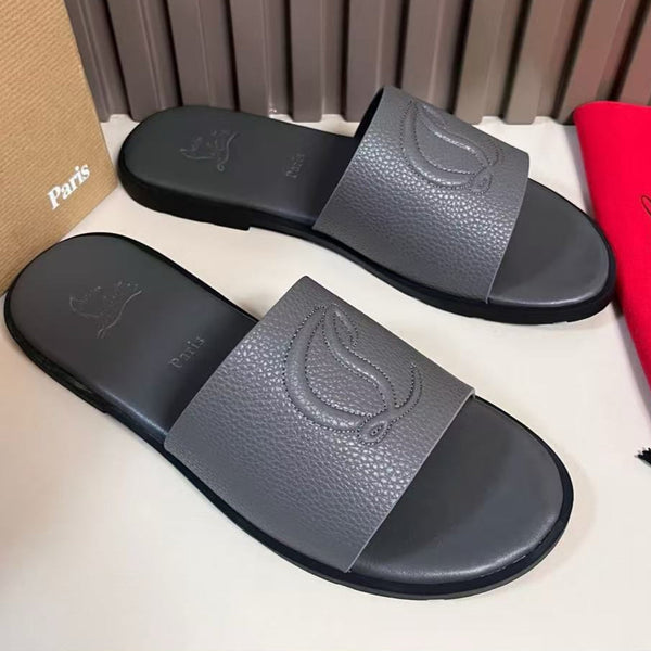 Luxury Cl Logo-Embossed Leather Slides