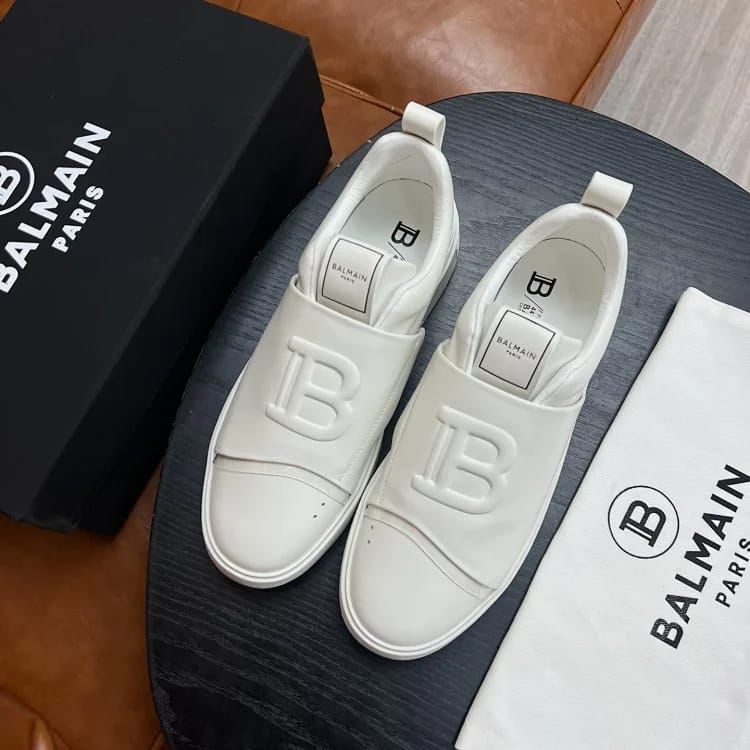 Premium  B-court low-top sneakers