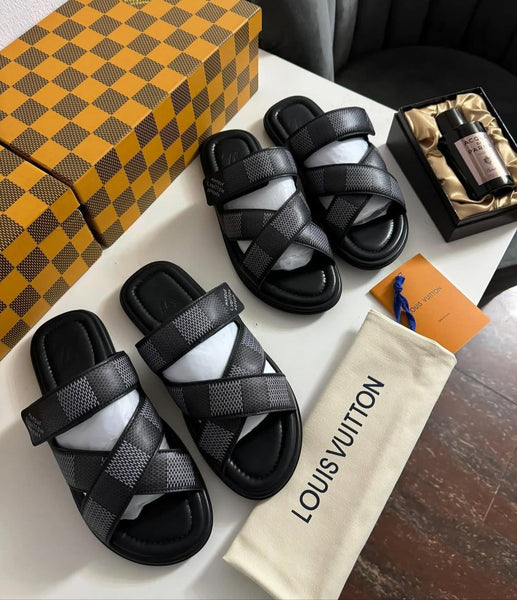 Luxury L & V  Venice Mule  Sandal