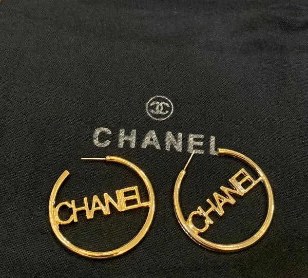 Women’s Gold-Tone CC Hookup Earrings Chic, Trendy & Luxurious Finish