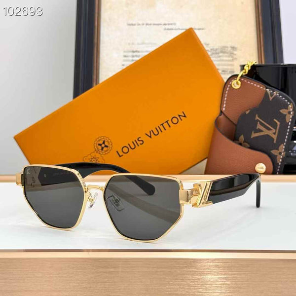 Exclusive  Bold Arm Sunglass for Women