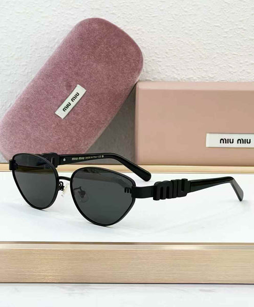 Elegant and Stylish Cat Eye Shape  Sunglass  For Women