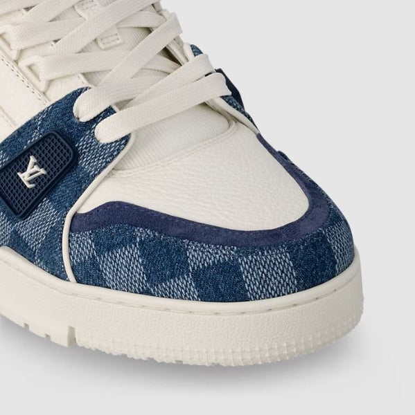 Fashion-Forward Trainer Sneaker – Imported Street Style Look