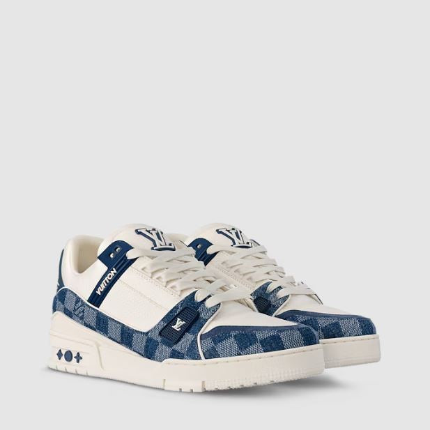 Fashion-Forward Trainer Sneaker – Imported Street Style Look