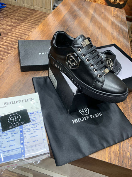 Exclusive  Branded Sneakers