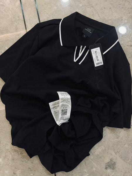Premium Polo with Contrasting Collar Profiles
