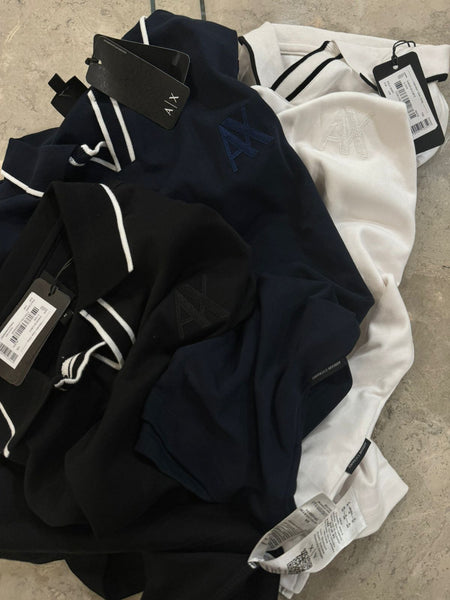 Premium Polo with Contrasting Collar Profiles