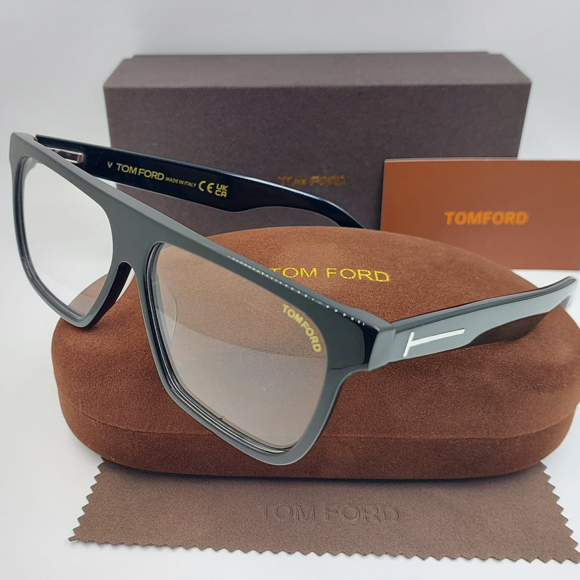 Premium  Signature T-Logo Black Acetate Eyeglass Frame  Luxury Optical Wear