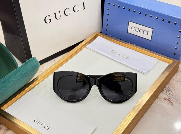 Premium  Women’s Ivory Cat-Eye Sunglasses with Oversized GG Logo