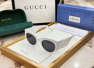 Premium  Women’s Ivory Cat-Eye Sunglasses with Oversized GG Logo